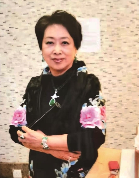 ��������