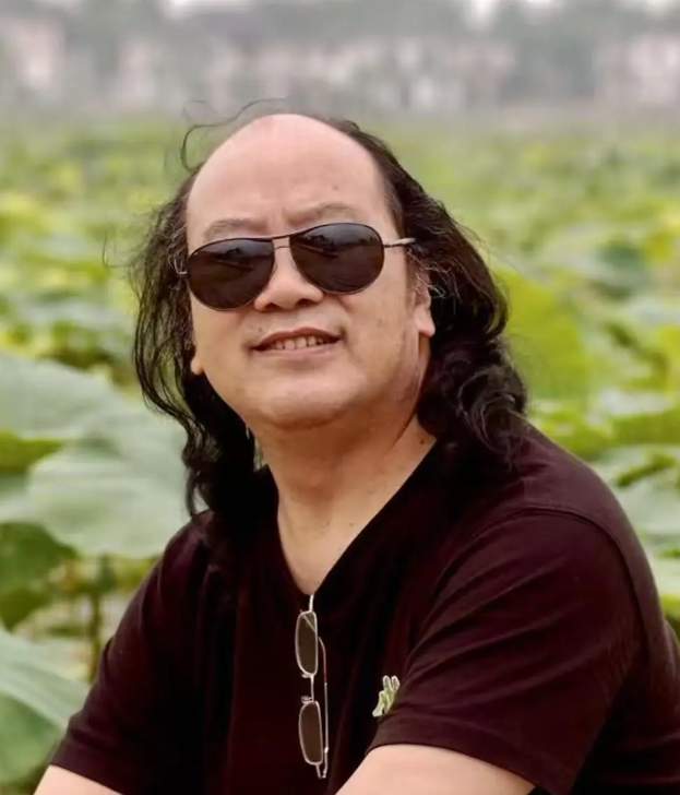 �ܻ�����Ƭ